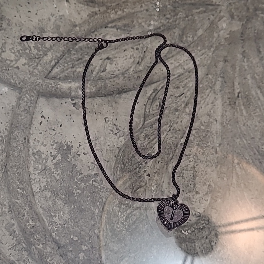 Chain Heart Black Stainless steel Necklace for Women Men Stylish new